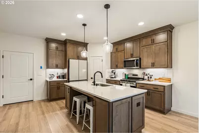 731 SE 36th St, Battle Ground, WA 98604 - Photo 10