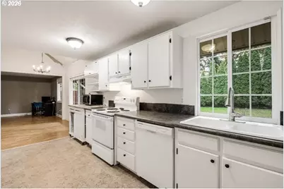 12740 SW Hart Rd, Beaverton, OR 97008 - Photo 12