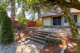 12740 SW Hart Rd, Beaverton, OR 97008 - Photo 2