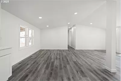 1949 SE Palmquist Rd #42, Gresham, OR 97080 - Photo 12