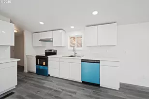 1949 SE Palmquist Rd, Gresham, OR 97080 - Photo 8