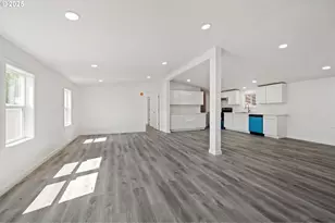 1949 SE Palmquist Rd, Gresham, OR 97080 - Photo 10