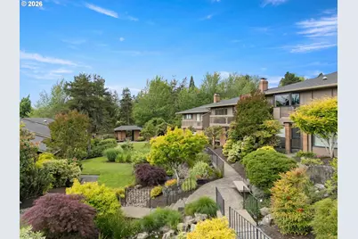 40 Condolea Ct, Lake Oswego, OR 97035 - Photo 38