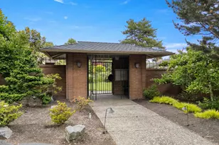 40 Condolea Ct, Lake Oswego, OR 97035 - Photo 36