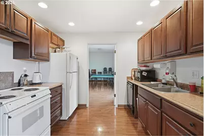13100 NW 8th Ave, Vancouver, WA 98685 - Photo 40