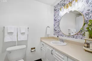 13100 NW 8th Ave, Vancouver, WA 98685 - Photo 10