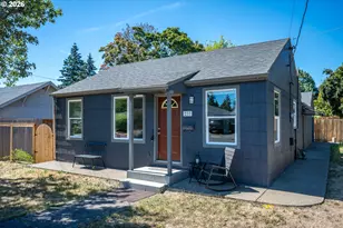 237 NE 109th Ave, Portland, OR 97220 - Photo 2
