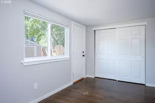 237 NE 109th Ave, Portland, OR 97220 - Photo 34