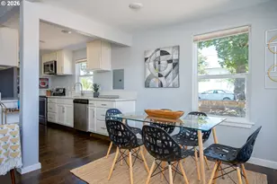 237 NE 109th Ave, Portland, OR 97220 - Photo 16