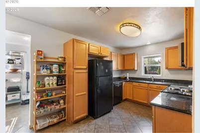 122 Grassy Ln, Roseburg, OR 97470 - Photo 14