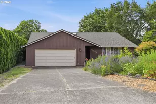 15643 SE Andy's Ct, Milwaukie, OR 97267 - Photo 2