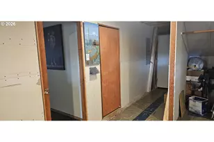 1852 NW Dogwood St, Roseburg, OR 97471 - Photo 14