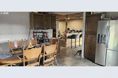 1852 NW Dogwood St, Roseburg, OR 97471 - Photo 12