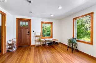 1714 B St, Hood River, OR 97031 - Photo 6