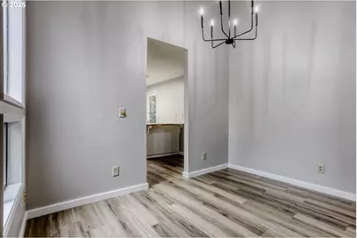 33 Oriole Ln, Lake Oswego, OR 97035 - Photo 4