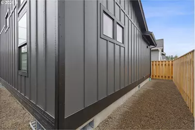 313 SE Oar Ave, Lincoln City, OR 97367 - Photo 22