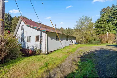 90410 Cape Arago Hwy, Coos Bay, OR 97420 - Photo 16