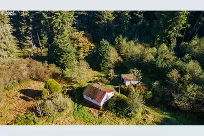 90410 Cape Arago Hwy, Coos Bay, OR 97420 - Photo 14