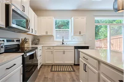 5904 NE 80th Ct, Vancouver, WA 98662 - Photo 18