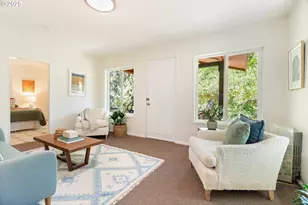 2702 N Winchell St, Portland, OR 97217 - Photo 4