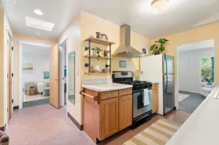 2702 N Winchell St, Portland, OR 97217 - Photo 12