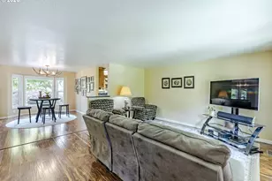40211 Deerhorn Rd, Springfield, OR 97478 - Photo 4