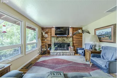 40211 Deerhorn Rd, Springfield, OR 97478 - Photo 22