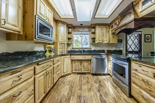 40211 Deerhorn Rd, Springfield, OR 97478 - Photo 12