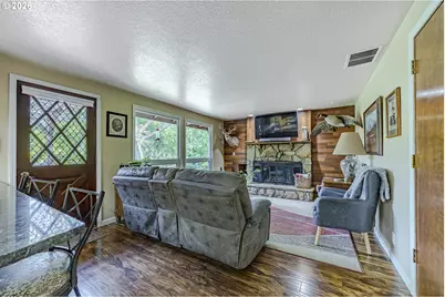 40211 Deerhorn Rd, Springfield, OR 97478 - Photo 18