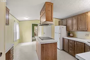 375 La Casa St, Eugene, OR 97402 - Photo 4