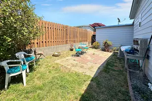 15889 Sunset Strip, Brookings, OR 97415 - Photo 20