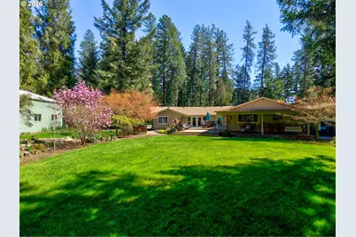 738 Elgarose Rd, Roseburg, OR 97471 - Photo 2