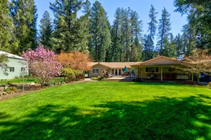 738 Elgarose Rd, Roseburg, OR 97471 - Photo 2