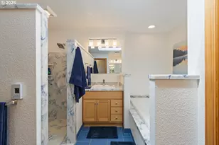 738 Elgarose Rd, Roseburg, OR 97471 - Photo 24