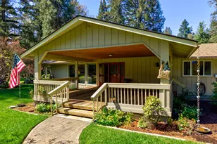 738 Elgarose Rd, Roseburg, OR 97471 - Photo 6