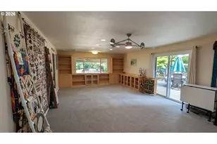 738 Elgarose Rd, Roseburg, OR 97471 - Photo 28
