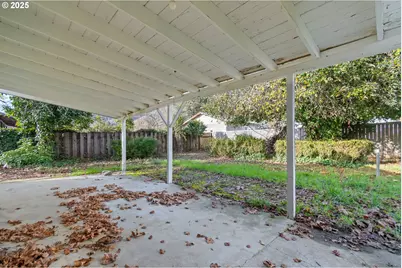 412 Gardner Ave, Drain, OR 97435 - Photo 28