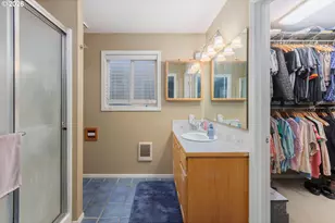 216 NE 56th St, Newport, OR 97365 - Photo 12