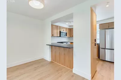 11990 SW Corby Dr #2, Portland, OR 97225 - Photo 8