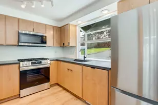 11990 SW Corby Dr, Portland, OR 97225 - Photo 18