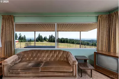 55496 Pioneer Rd, Scappoose, OR 97056 - Photo 8