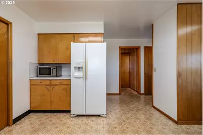 55496 Pioneer Rd, Scappoose, OR 97056 - Photo 14