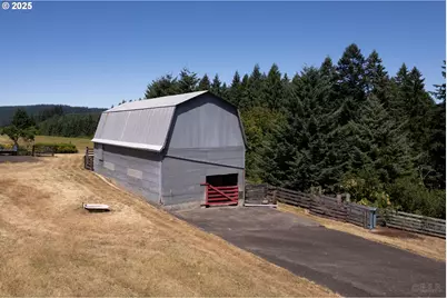 55496 Pioneer Rd, Scappoose, OR 97056 - Photo 30