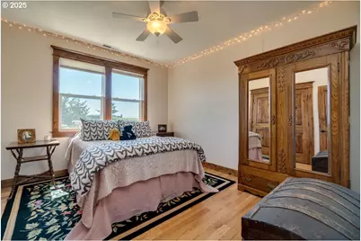 11825 NE Finn Hill Loop, Carlton, OR 97111 - Photo 16