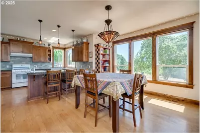 11825 NE Finn Hill Loop, Carlton, OR 97111 - Photo 8