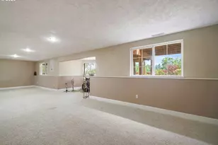 37310 Fawn Dr, Lebanon, OR 97355 - Photo 22