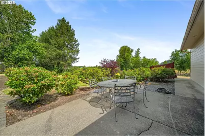 37310 Fawn Dr, Lebanon, OR 97355 - Photo 28