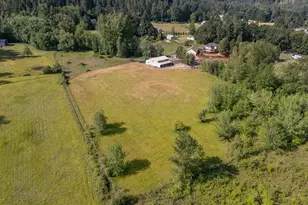 37310 Fawn Dr, Lebanon, OR 97355 - Photo 2