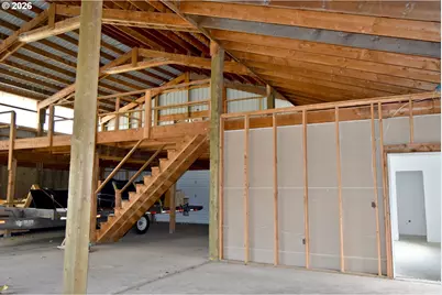 37310 Fawn Dr, Lebanon, OR 97355 - Photo 32