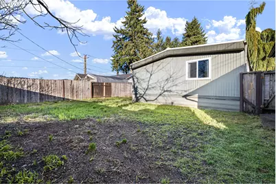 708 51st St, Springfield, OR 97478 - Photo 30